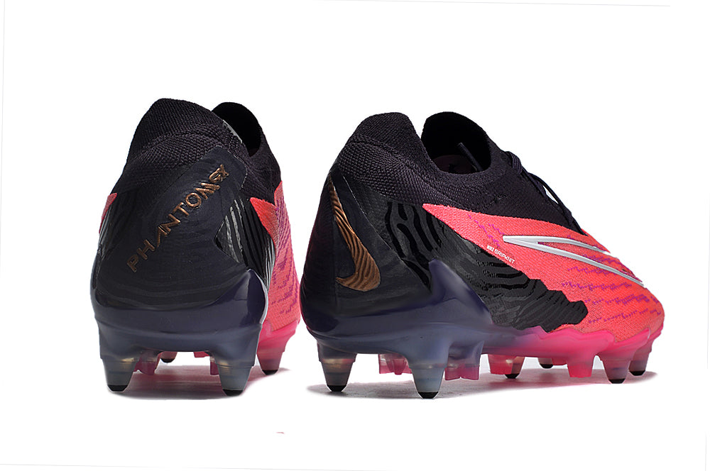 Chuteira Campo Nike Phantom GX DF SG - Trava Fixa Elite + Brindes Exclusivos